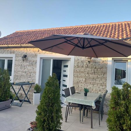 Apartman Mandi Bibinje Exteriér fotografie